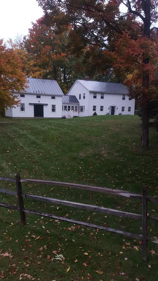 Meadowood Farm Bed & Breakfast Brattleboro Exterior photo