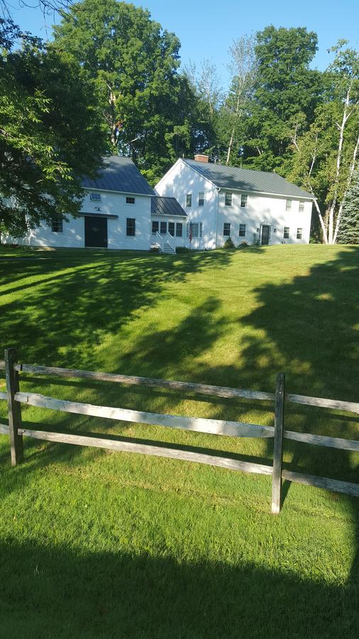 Meadowood Farm Bed & Breakfast Brattleboro Exterior photo